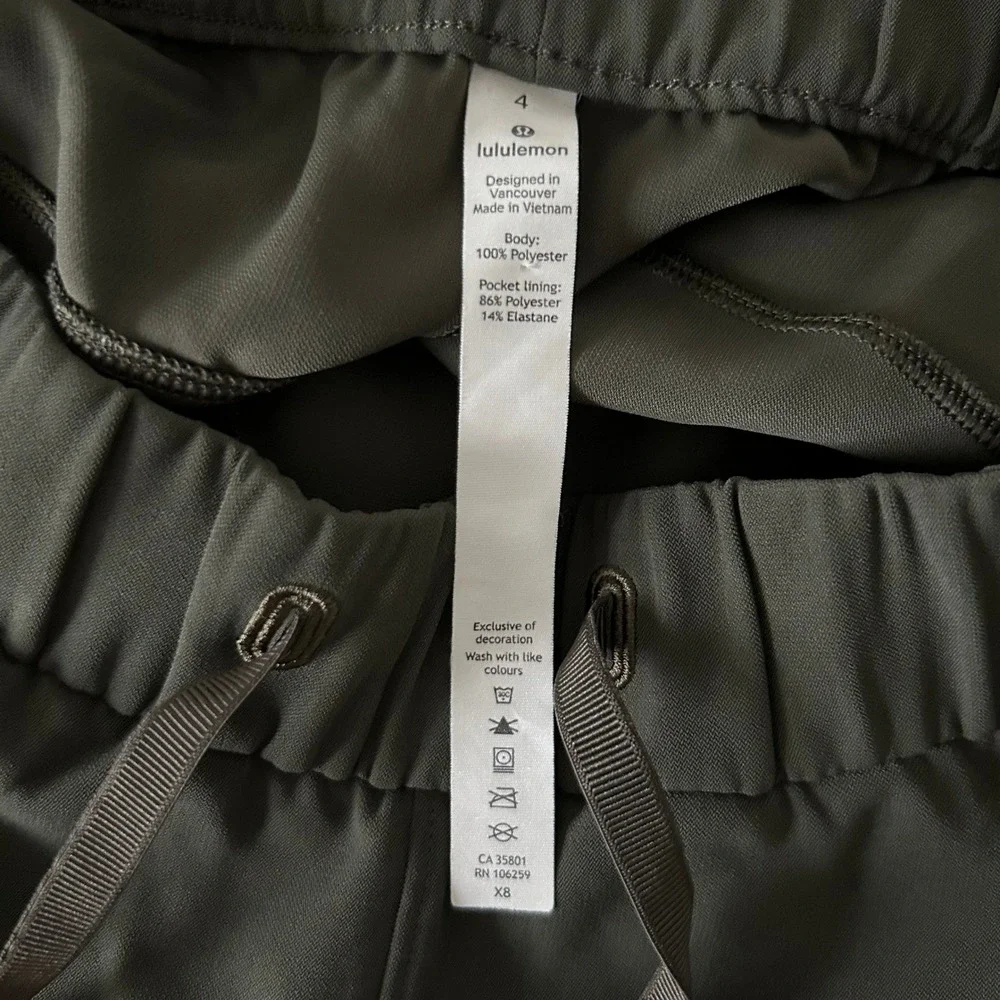 Lululemon On the Fly Pant Woven Dark Olive Green W5BM4S Size 4